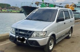 Selling 2nd Hand Isuzu Crosswind 2014 in Iloilo City
