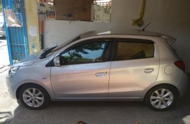 Selling 2nd Hand Mitsubishi Mirage 2015 in Las Piñas