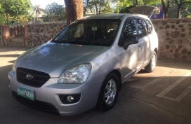 Selling Silver Kia Carens 2007 in Marikina