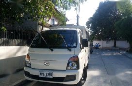 Selling Hyundai H-100 2015 Van Manual Diesel in Las Piñas