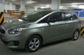 Selling Kia Carens 2014 at 60000 in Macabebe
