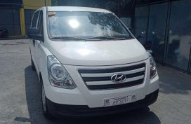 Selling 2nd Hand Hyundai Starex 2016 in Cainta
