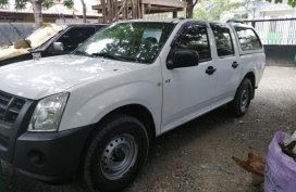 Selling Isuzu D-Max 2012 Manual Diesel in San Jose
