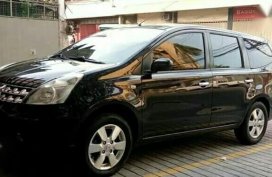 Selling 2nd Hand Nissan Grand Livina 2012 in Quezon City