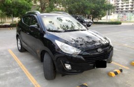 Sell Black 2011 Hyundai Tucson at 40000 km in Cainta