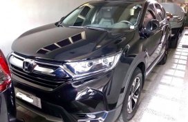 Selling Used Honda Cr-V 2018 in Makati