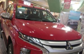 Selling Brand New Mitsubishi Strada 2019 in Las Piñas