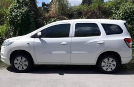 Selling Used Chevrolet Spin 2015 in Angeles