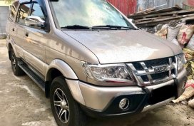 Selling 2nd Hand Isuzu Sportivo X 2014 in Tagum