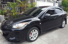 Selling 2nd Hand 2013 Mazda 3 Automatic Gasoline 