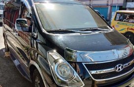 Selling Hyundai Grand Starex 2010 in Buenavista