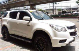 Selling White 2016 Chevrolet Trailblazer 