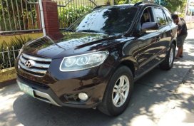 Used Hyundai Santa Fe 2012 at 80000 km for sale