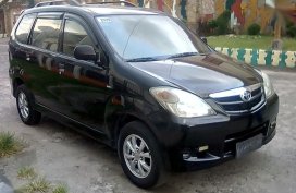 2nd Hand Toyota Avanza 2010 for sale in Angeles