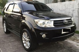 Selling Used Toyota Fortuner 2011 in Angeles