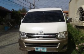 Selling 2nd Hand Toyota Grandia 2011 Manual Diesel at 130000 km in Davao City