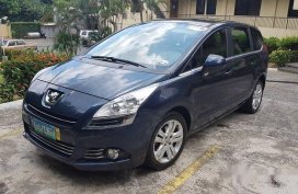 Selling Blue Peugeot 5008 2012 Automatic Diesel for sale 