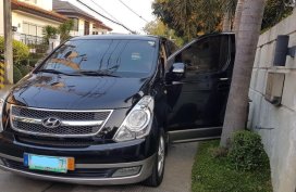 Selling Hyundai Grand Starex 2012 Automatic Diesel in Quezon City