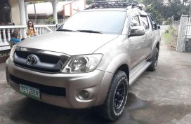 Selling Toyota Hilux 2009 at 90000 km in Taal