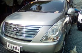 Selling 2nd Hand Hyundai Starex 2015 in Mandaluyong