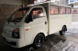 2nd Hand Hyundai H-100 2014 at 70000 km for sale