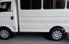 2nd Hand Hyundai H-100 2015 at 50000 km for sale in Quezon City