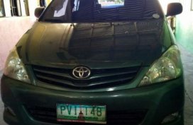Selling Toyota Innova 2010 Manual Diesel in Calamba