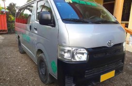 Selling 2nd Hand Toyota Hiace 2017 Manual Diesel at 120503 km in Esperanza
