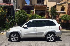 Selling Toyota Rav4 2004 Automatic Gasoline in Muntinlupa