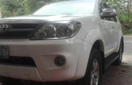Selling Toyota Fortuner 2006 Automatic Gasoline in Marikina