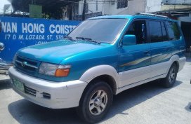 Selling 2nd Hand Toyota Revo 2000 Manual Gasoline at 160000 km in Pasig