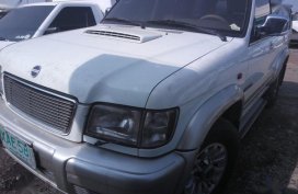 Selling 2nd Hand Isuzu Trooper 2002 in Los Baños