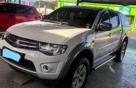 Selling 2nd Hand Mitsubishi Strada 2013 at 102000 km in Muntinlupa