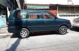 Selling 2nd Hand Toyota Revo 2000 in Quezon City