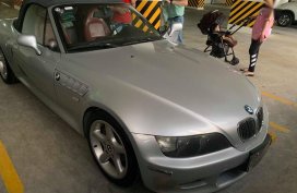 Selling 2nd Hand Bmw Z3 2000 Manual Gasoline at 72000 km in Manila