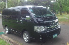 Selling Toyota Hiace 2011 Manual Diesel in Meycauayan