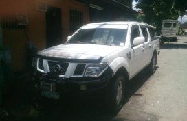 Selling 2nd Hand Nissan Navara 2011 in Dasmariñas