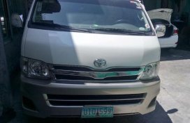 Selling 2nd Hand Toyota Hiace in San Juan