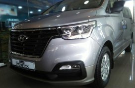 Selling 2019 Hyundai Starex for sale in Makati