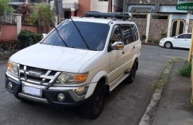 2nd Hand Isuzu Sportivo 2010 Automatic Diesel for sale in Lipa