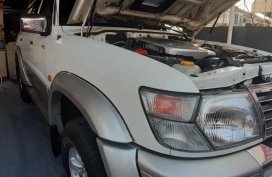 Selling Nissan Patrol Manual Diesel in Parañaque