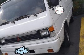 Selling 2nd Hand Mitsubishi L300 Manual Gasoline in Parañaque