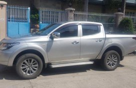 Selling 2nd Hand Mitsubishi Strada 2015 in San Fernando