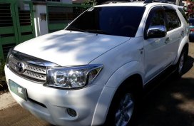 Selling Toyota Fortuner 2010 Automatic Diesel in Lipa