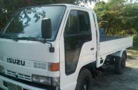Selling Isuzu Elf 2000 Manual Diesel in Binangonan