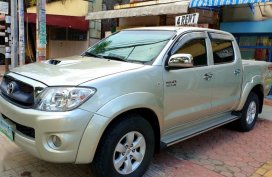 2nd Hand 2011 Toyota Hilux for sale in Quezon City