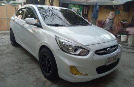 Selling Hyundai Accent 2014 Manual Diesel in Angeles