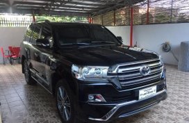 2nd Hand Toyota Land Cruiser 2018 Automatic Diesel for sale in Quezon City