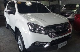 Selling White Isuzu Mu-X 2017 in Pasig