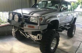 Toyota Hilux 2003 Manual Diesel for sale in Manila